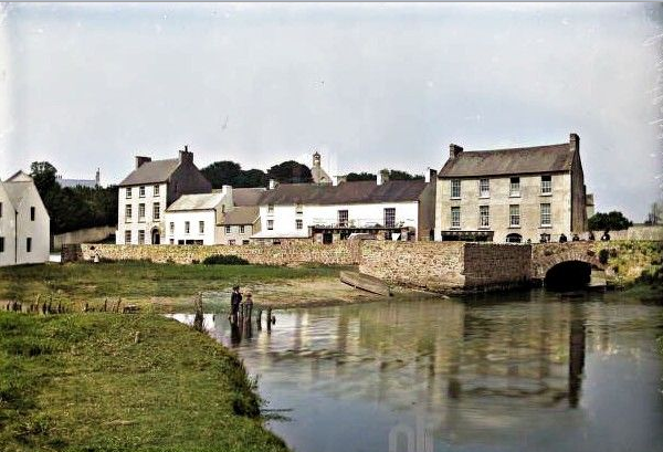 Castlebridge Village